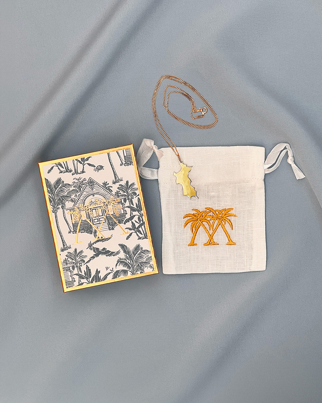 18K Gold Mini Mustique Island Pendant - Image 5