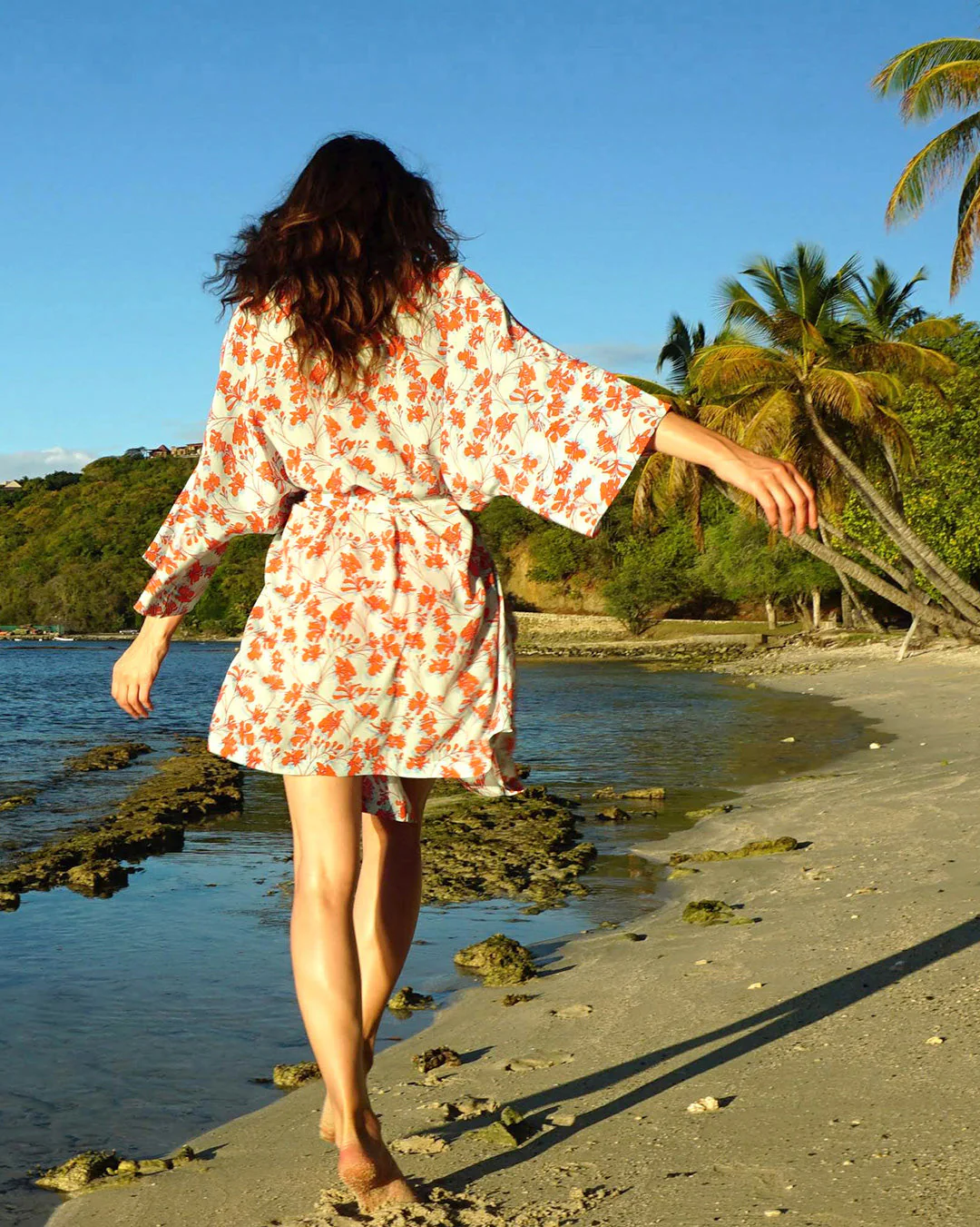 Silk Bed-to-Beach Robe FLAMBOYANT FLOWER - Image 8