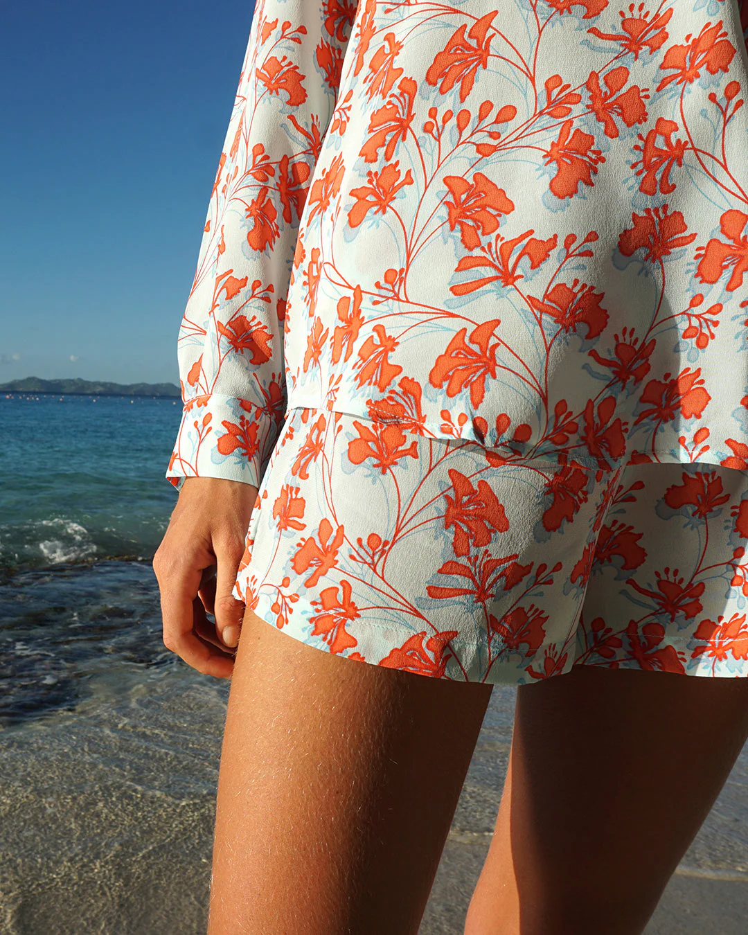 Silk Bed-to-Beach Shorts FLAMBOYANT FLOWER - Image 6