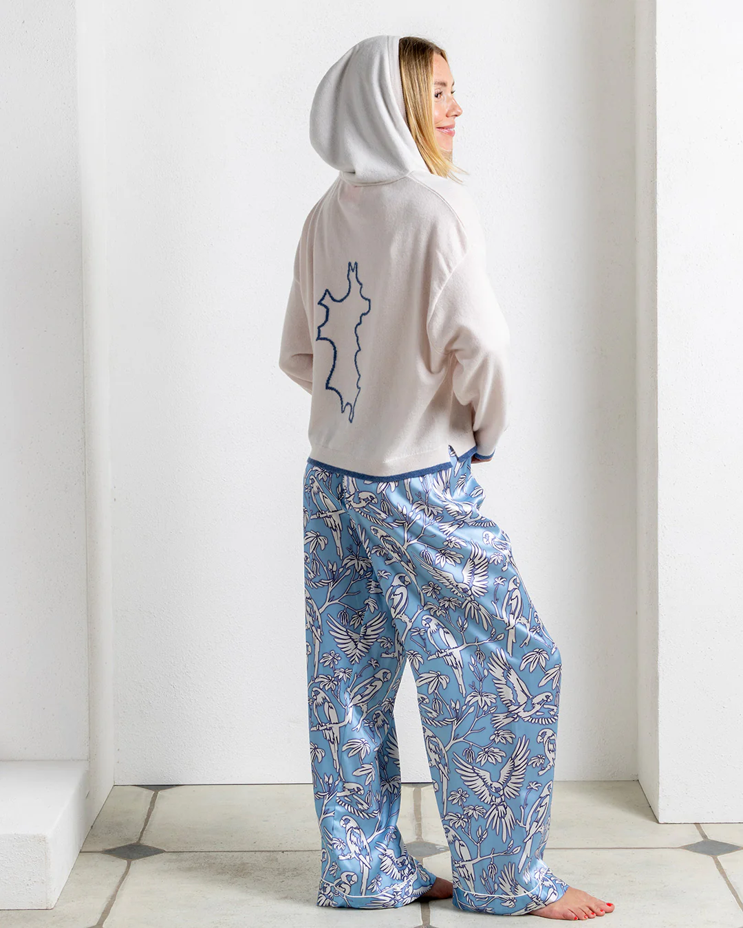 Cashmere Hoodie MUSTIQUE ISLAND - Image 5