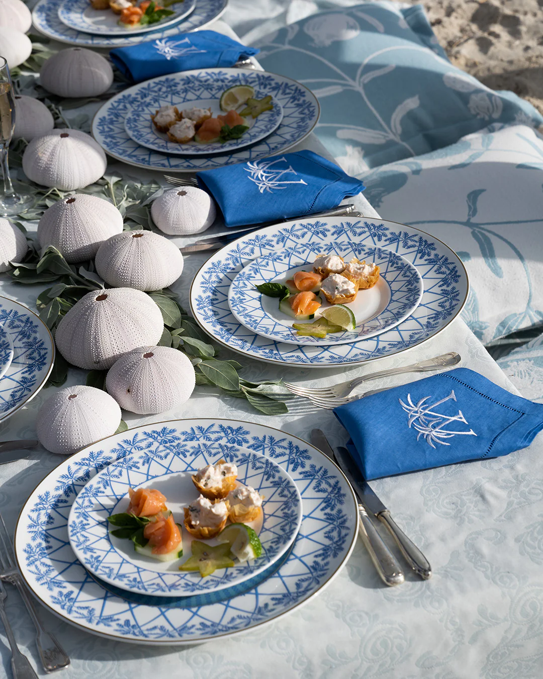 Embroidered Linen 4 Table Napkins PALMS - Image 9