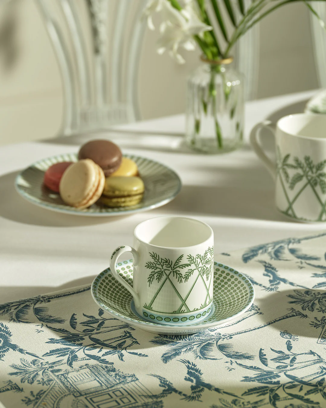 Fine Bone China 2 Espresso Cups & Saucers PALMS - Image 2