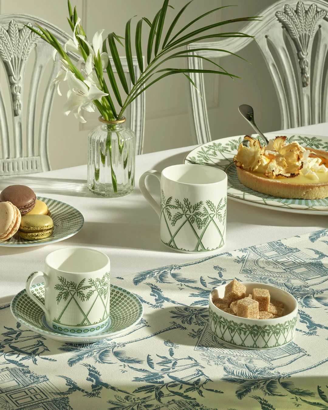 Fine Bone China 2 Espresso Cups & Saucers PALMS - Image 3