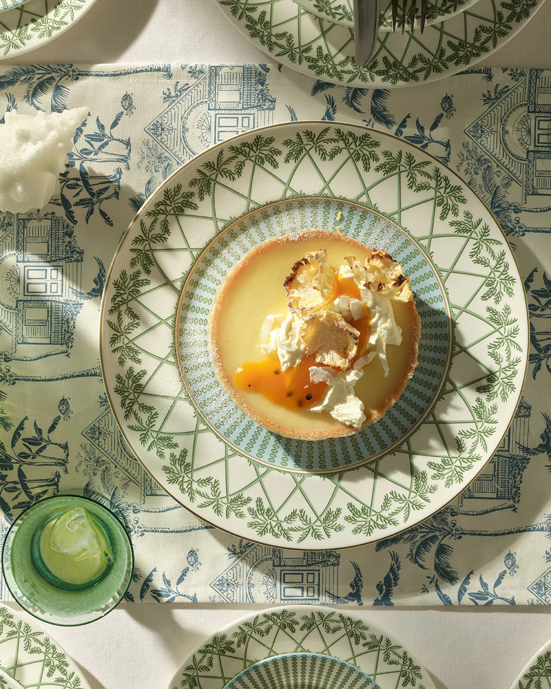 Fine Bone China Charger Plate PALMS - Image 2