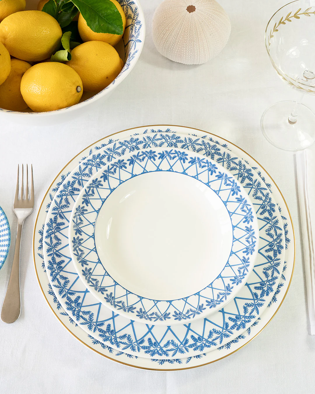 Fine Bone China 4 Rimmed Bowls PALMS - Image 6