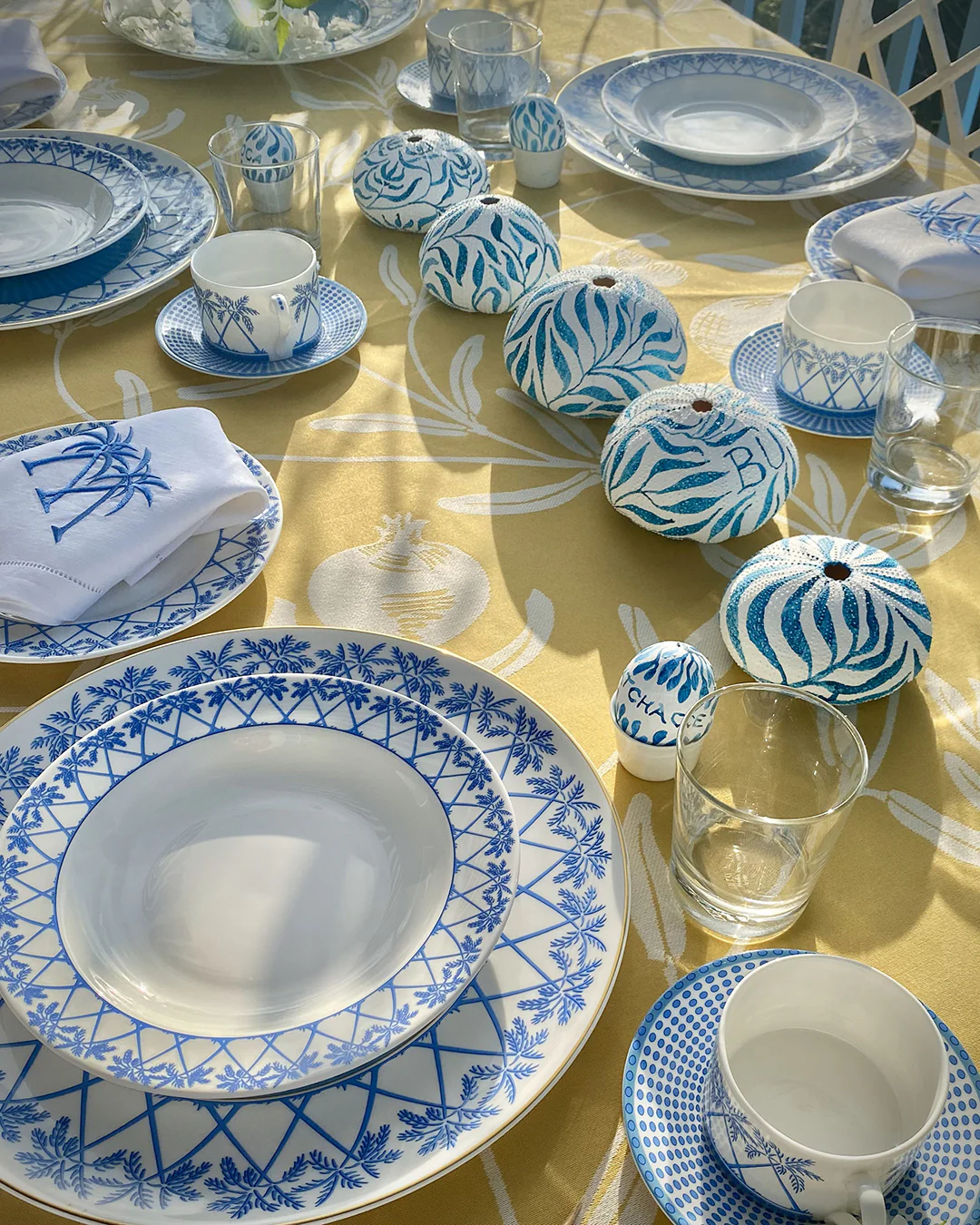 Fine Bone China 4 Rimmed Bowls PALMS - Image 8