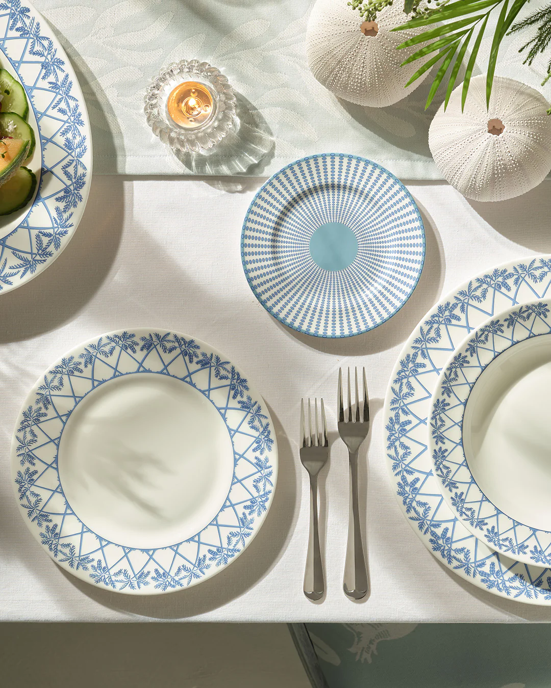 Fine Bone China 4 Salad Plates PALMS - Image 2