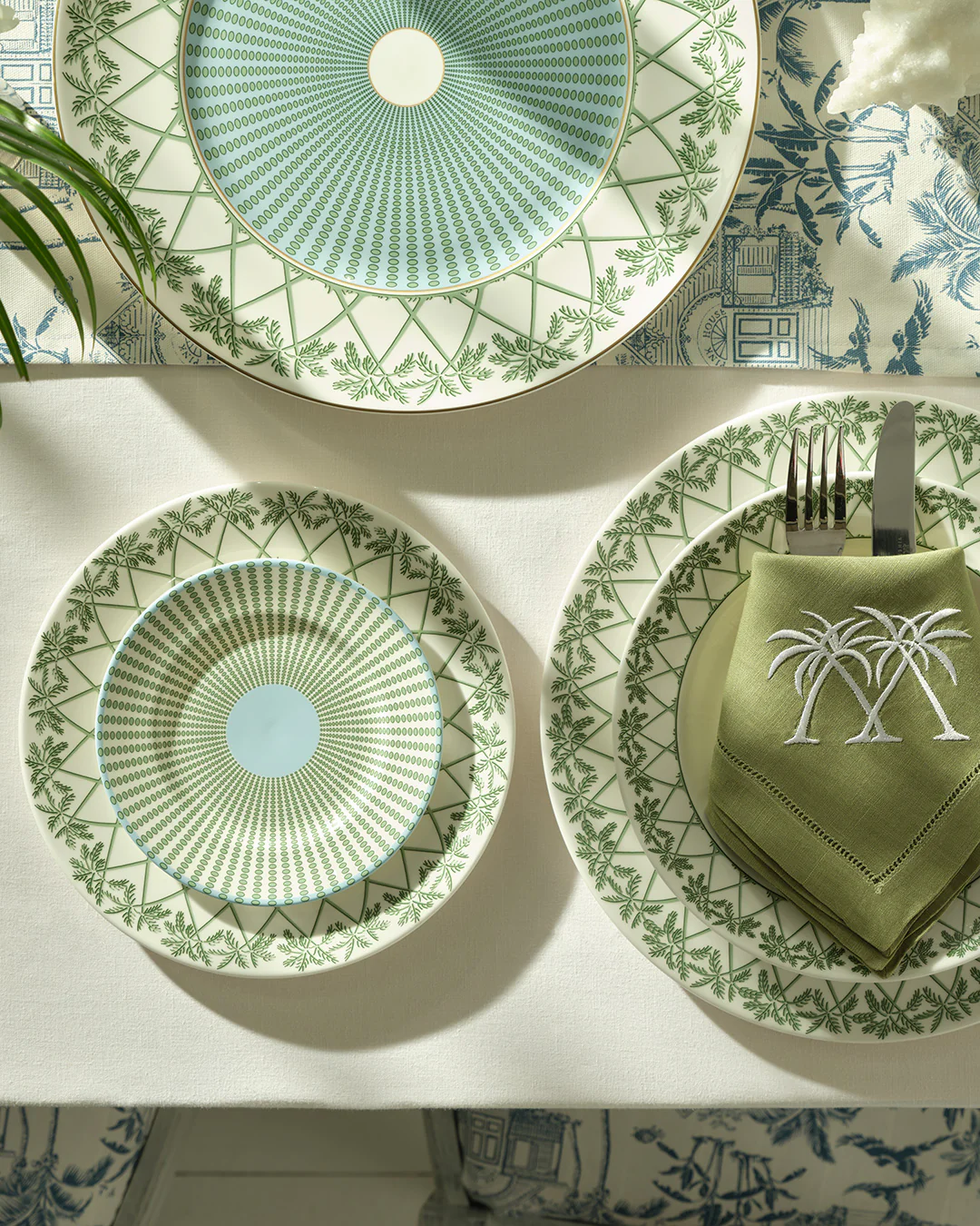 Fine Bone China 4 Salad Plates PALMS - Image 2
