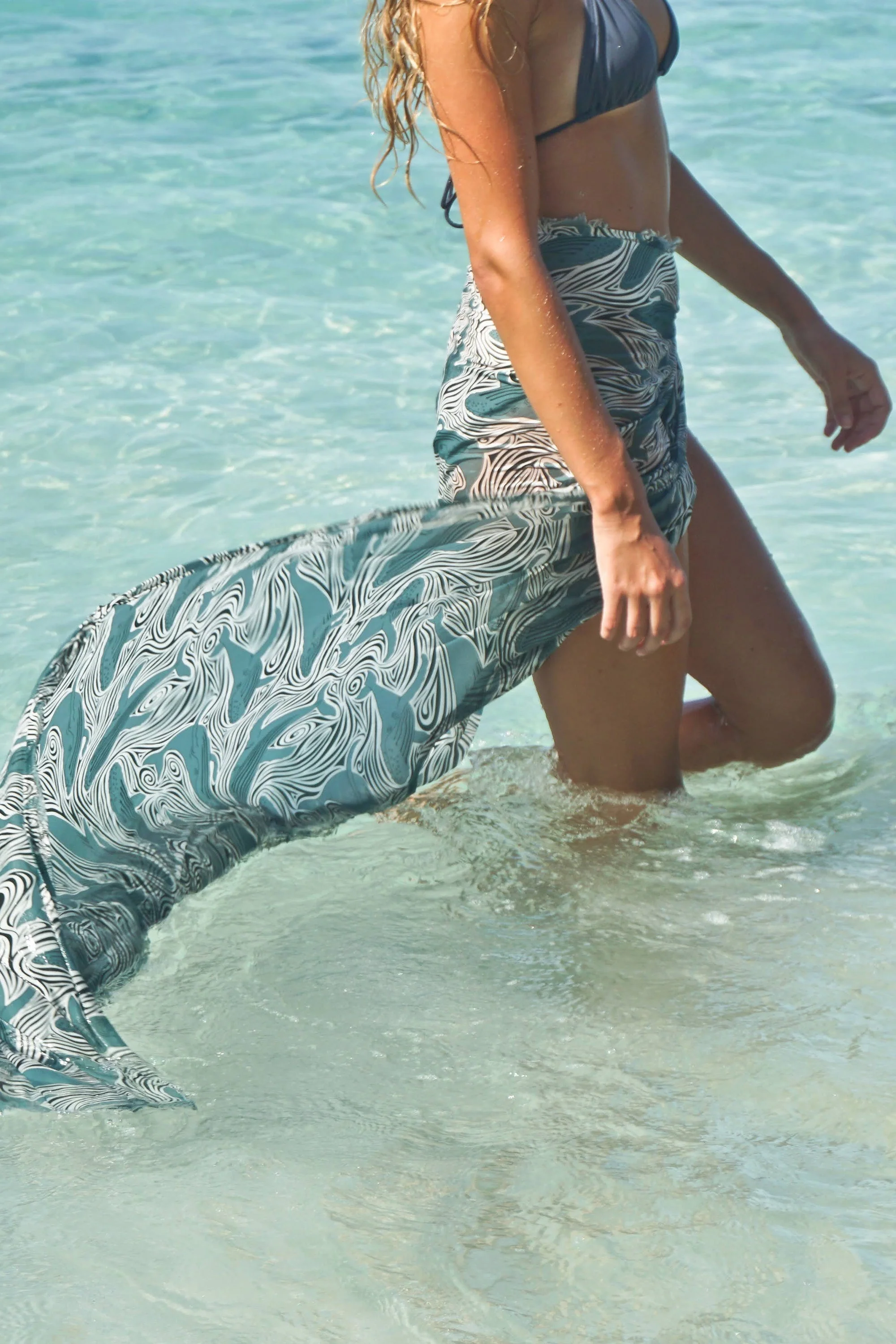Silk Sarong  WHALE - Image 3