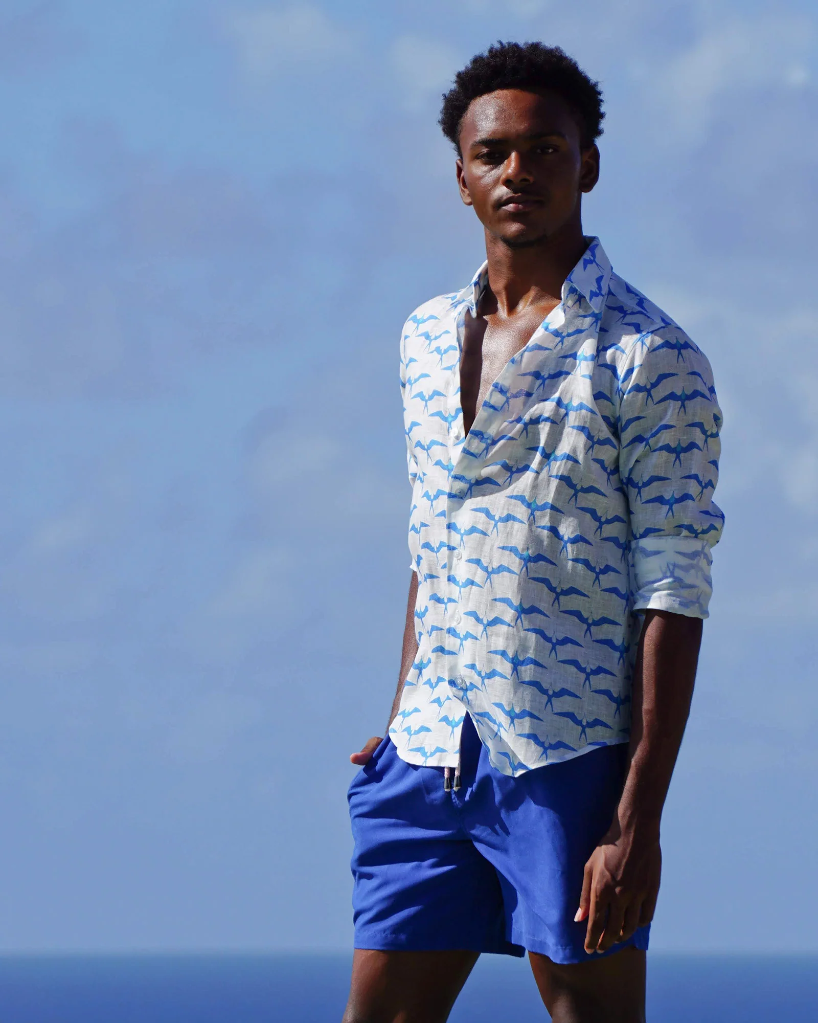 Mens Linen Shirt: FRIGATE BIRD - BLUE / TURQUOISE - Image 2