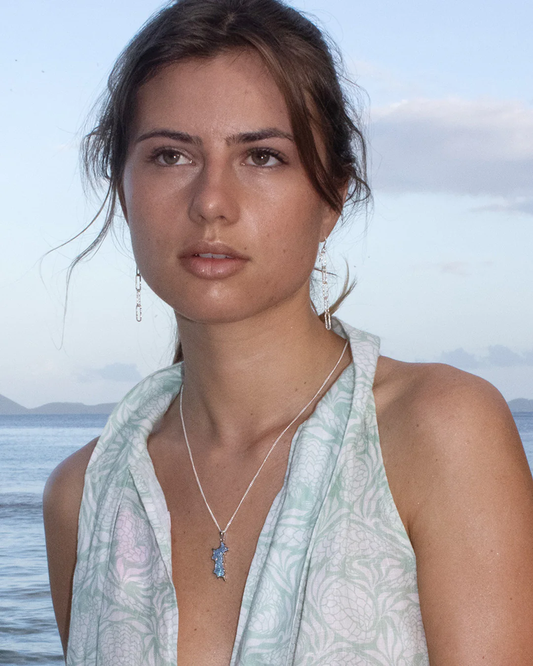 Silver Diamante Mustique Island Pendant - Image 3