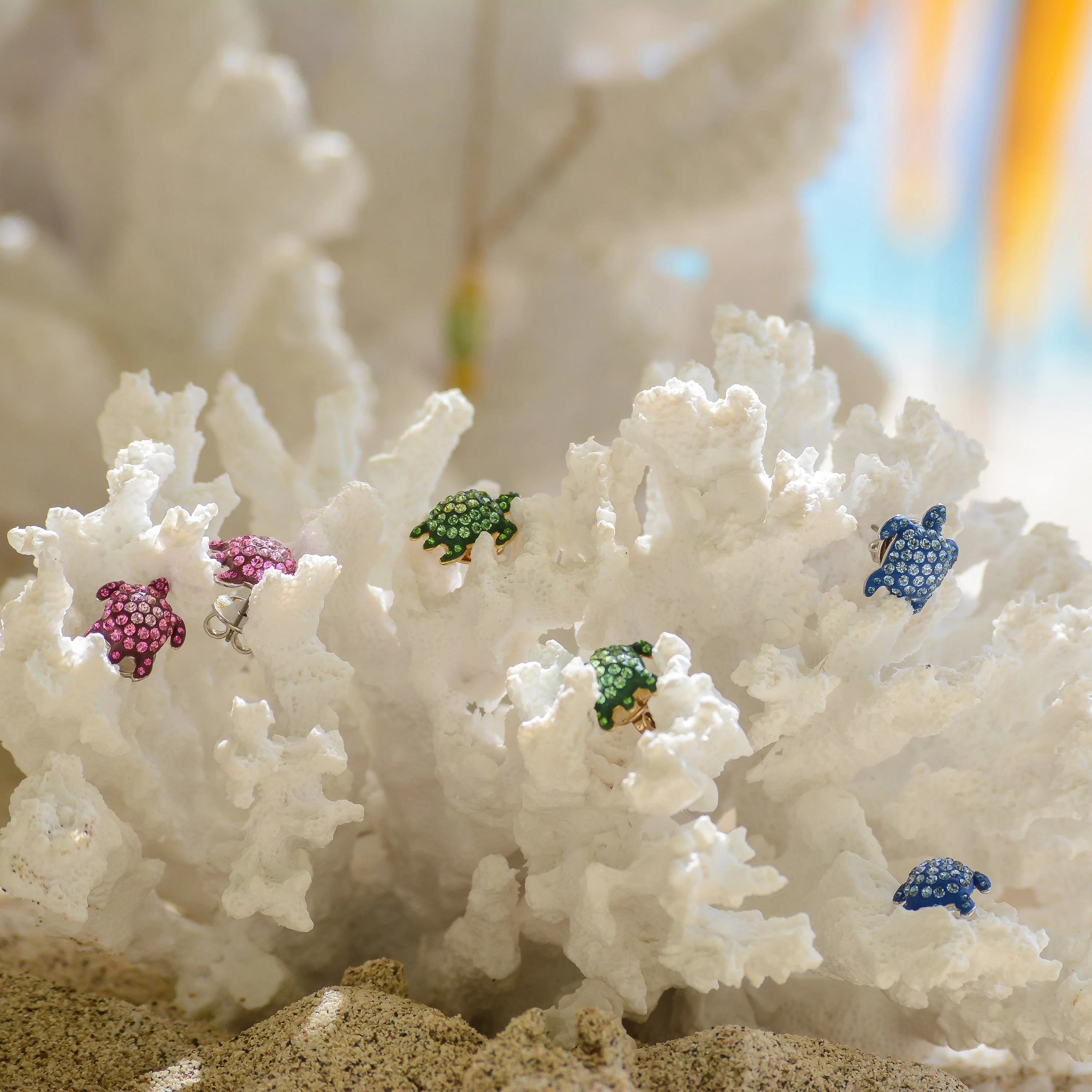 Atelier Swarovski Stud Earrings TURTLE - Image 3